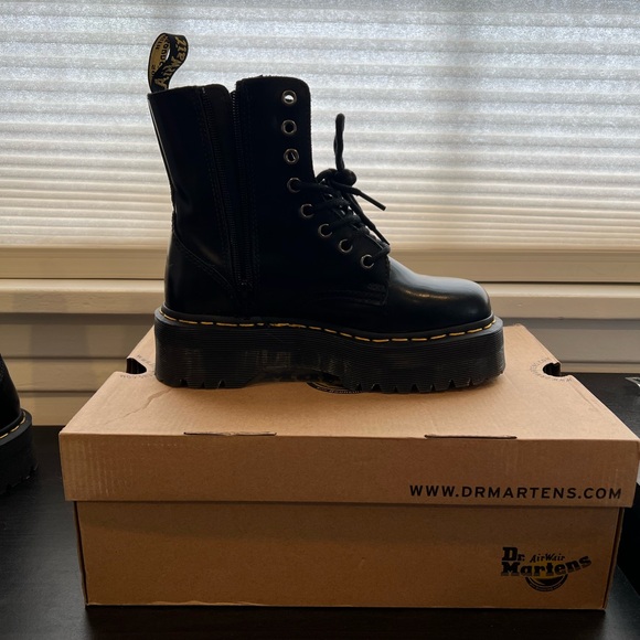 DR MARTENS Jadon Boot Smooth Leather Platforms - Picture 6 of 10